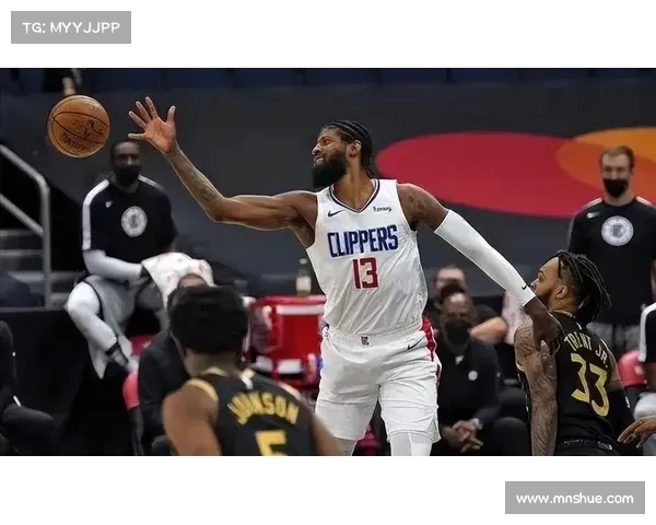 从三阵三全明星看乔治在快船的重要性:他是球队的核心之一 从三阵三全明星看乔治在快船的重要性:他是球队的核心之一